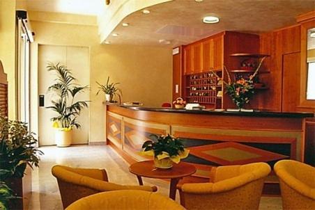 Hotel Flora Lignano Sabbiadoro Esterno foto