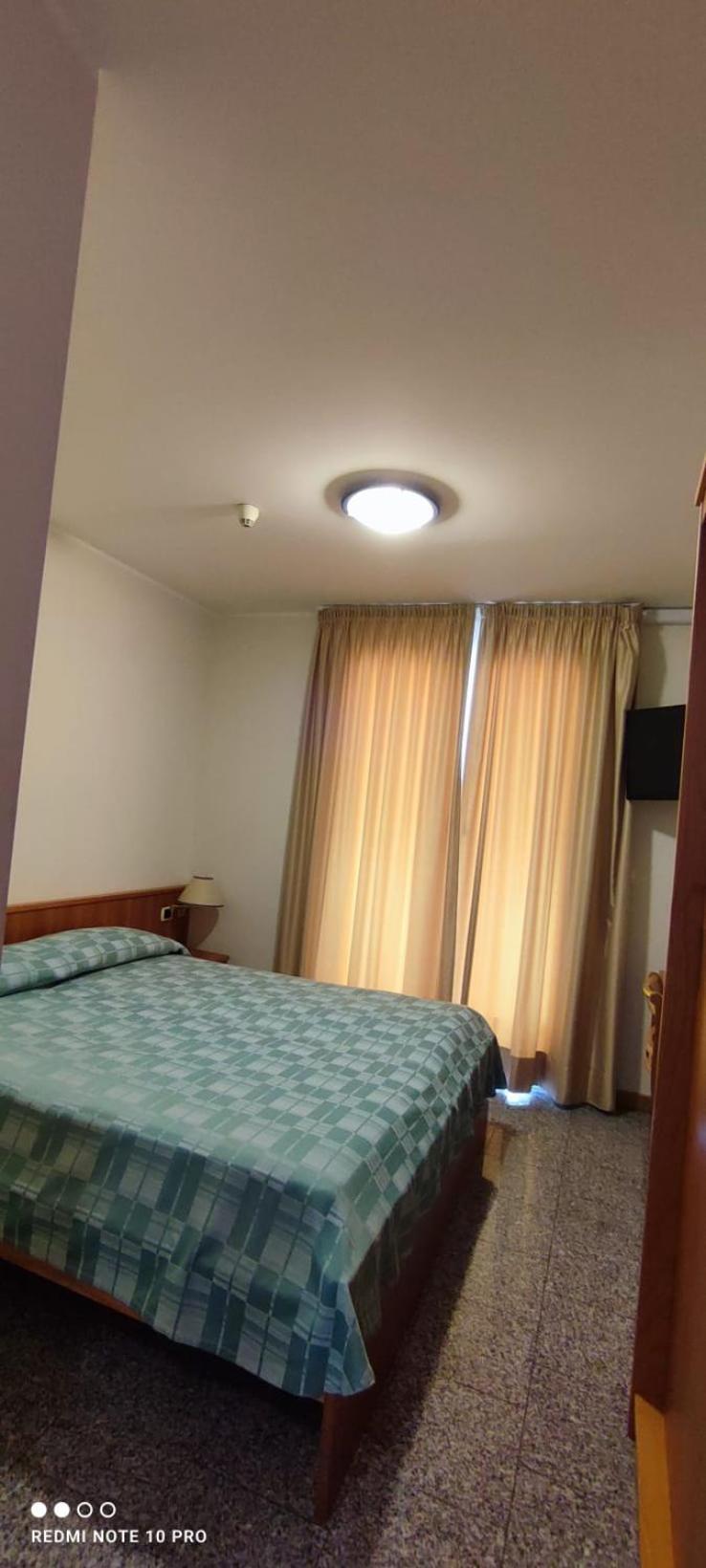 Hotel Flora Lignano Sabbiadoro Esterno foto